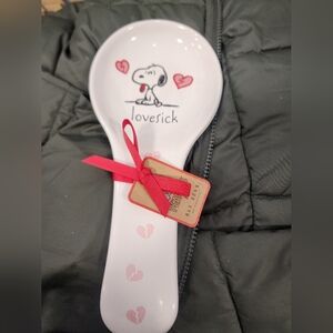 Rae Dunn Peanuts Snoopy Lovesick Spoon Rest